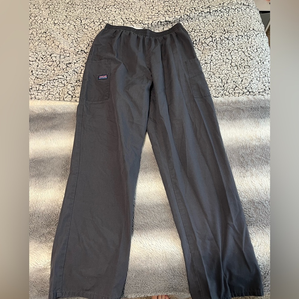 Cherokee workwear scrub pants, grey color, size M